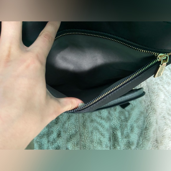 Joan & David Backpack - Picture 3 of 6